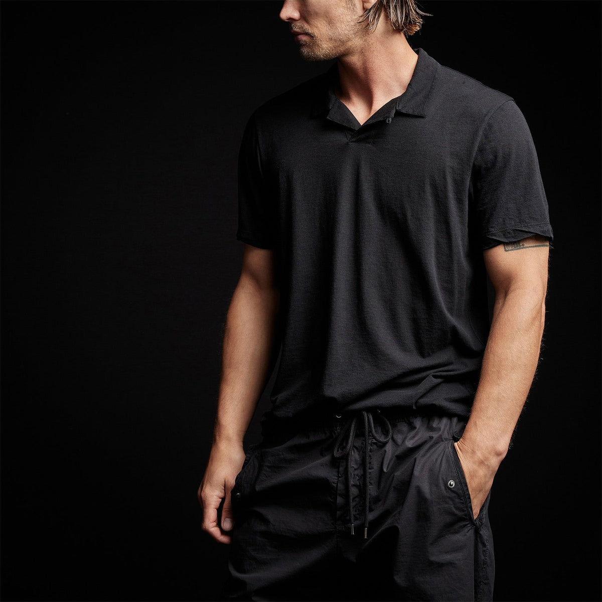 Cotton Linen Polo in Black | James Perse Los Angeles