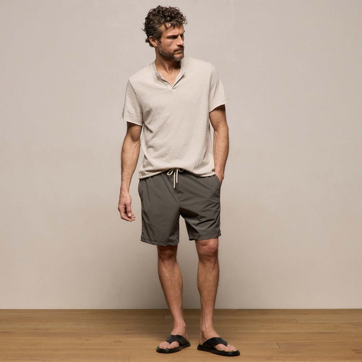 Slub Jersey Short Sleeve Henley in Pearl Pigment | James Perse Los Angeles