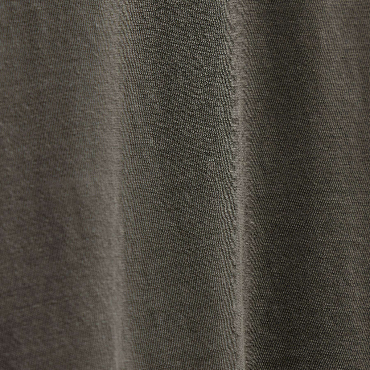 Long Sleeve Raglan Crew in Army Green Pigment | James Perse Los Angeles