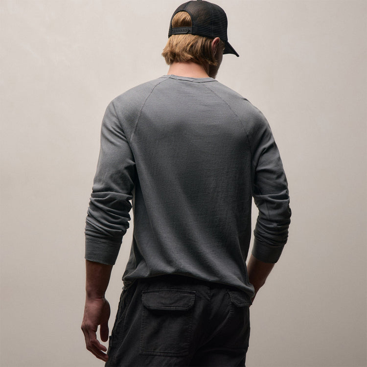Long Sleeve Raglan Crew in Cavalry Pigment | James Perse Los Angeles