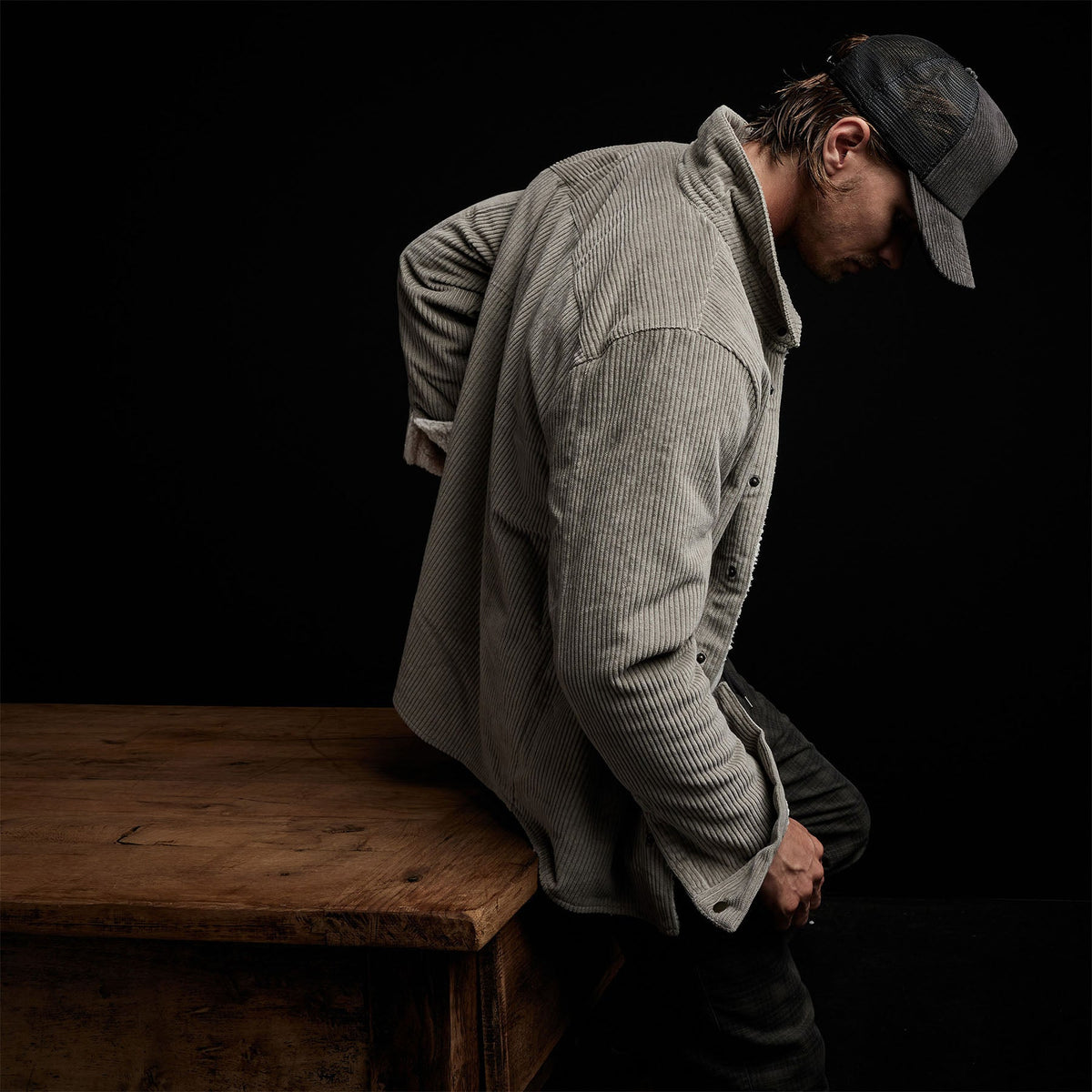 Sherpa Lined Jumbo Cord Jacket in Concrete | James Perse Los Angeles