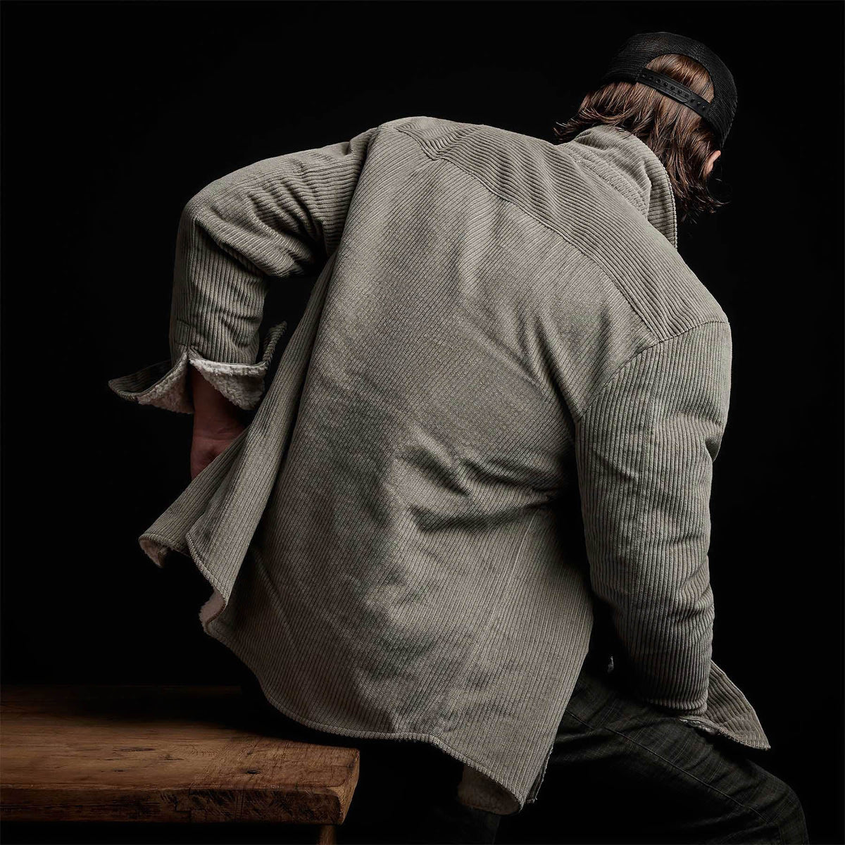 Sherpa Lined Jumbo Cord Jacket in Concrete | James Perse Los Angeles