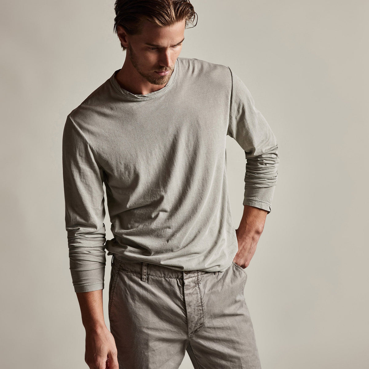 Shirttail Hem Crew in Dapple Pigment | James Perse Los Angeles