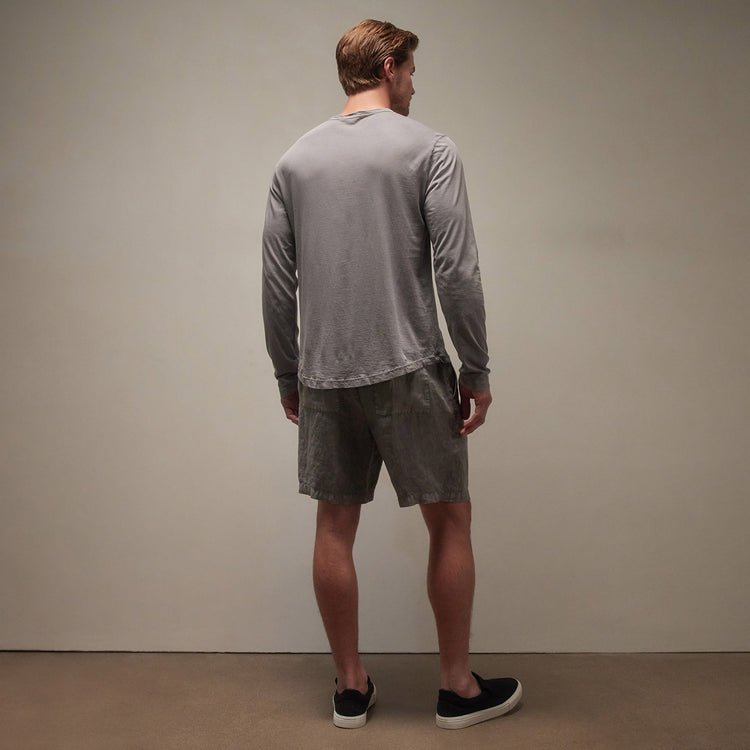 Shirttail Hem Crew in Silver Grey Pigment | James Perse Los Angeles