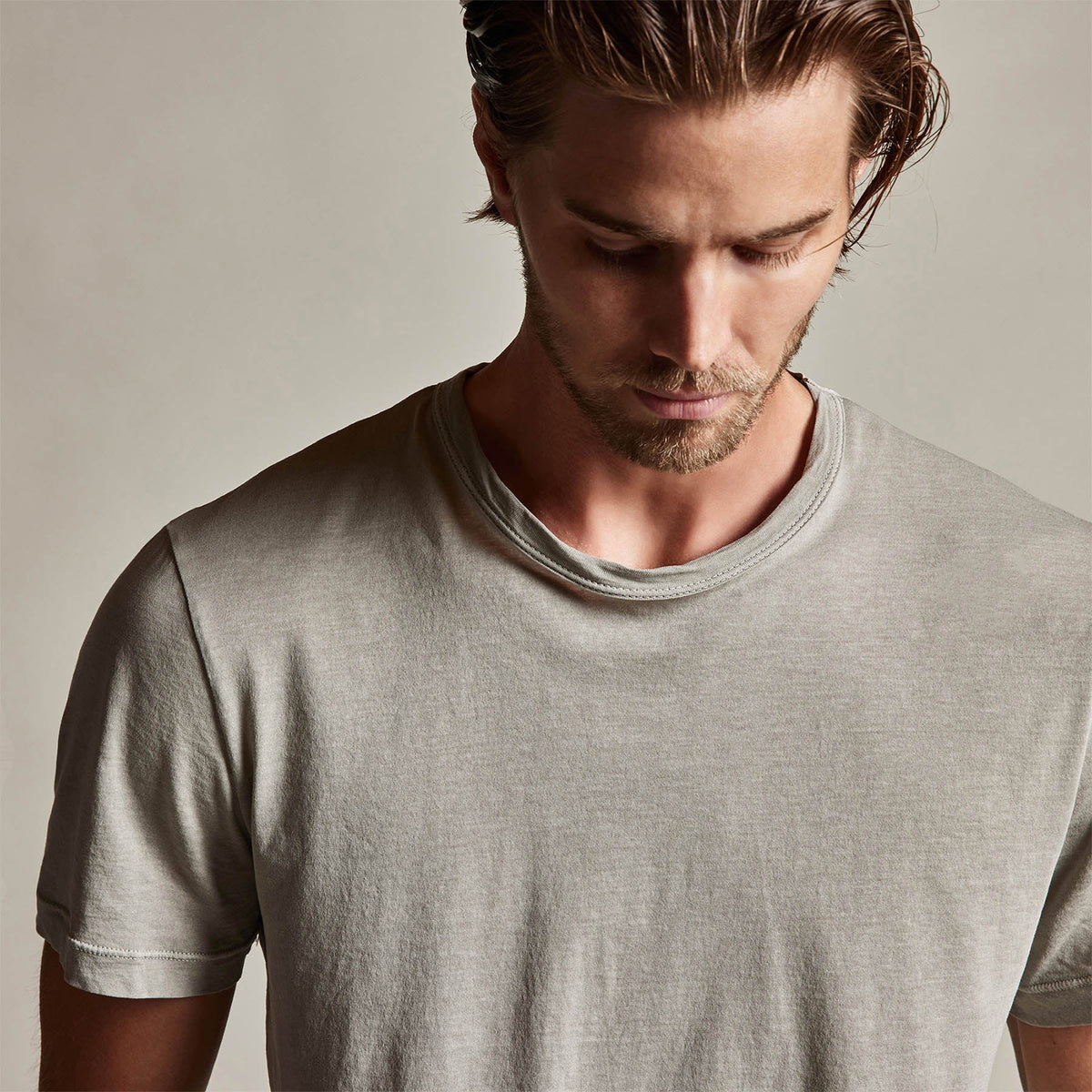 Clear Jersey Crew in Dapple Pigment | James Perse Los Angeles
