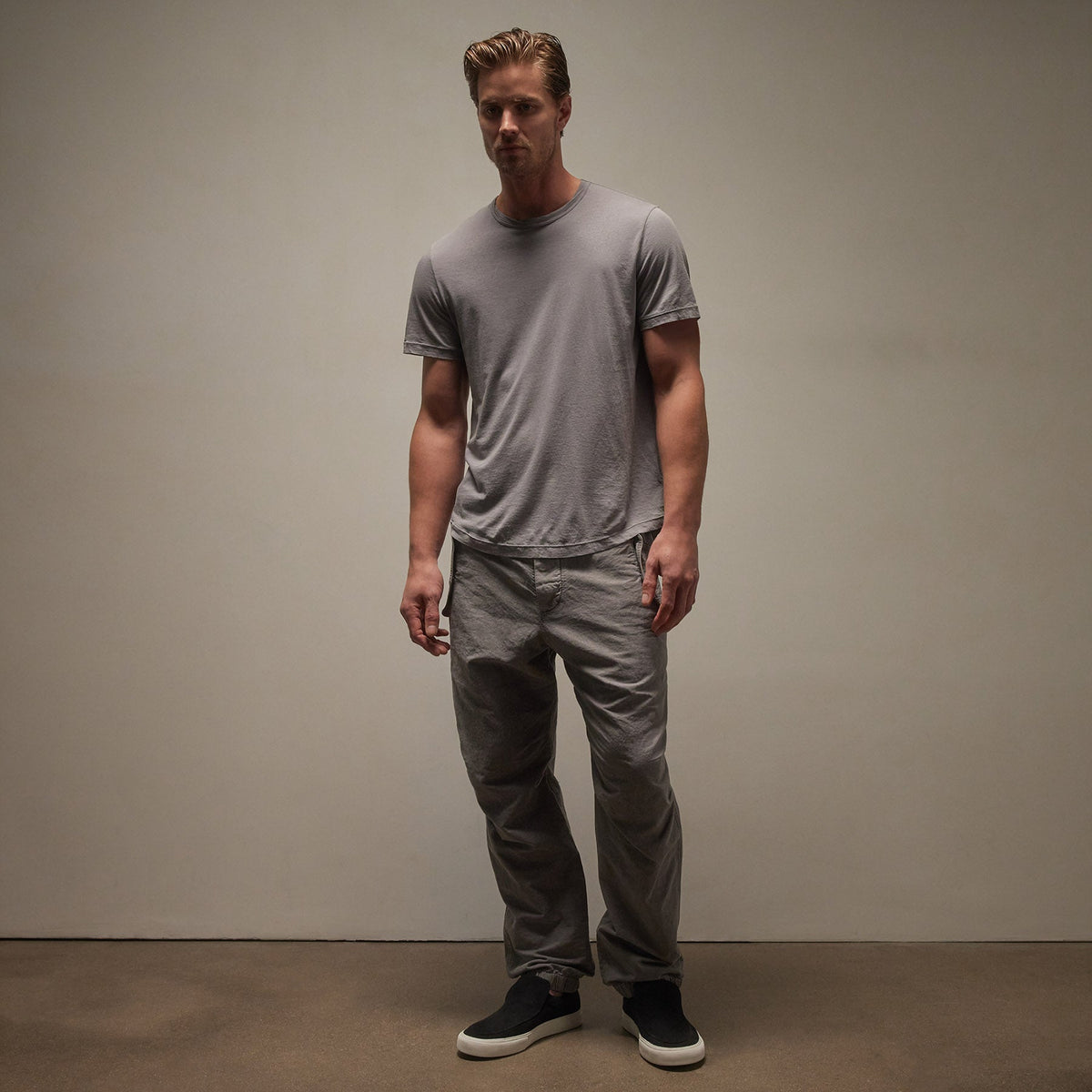 Clear Jersey Crew in Silver Grey Pigment | James Perse Los Angeles