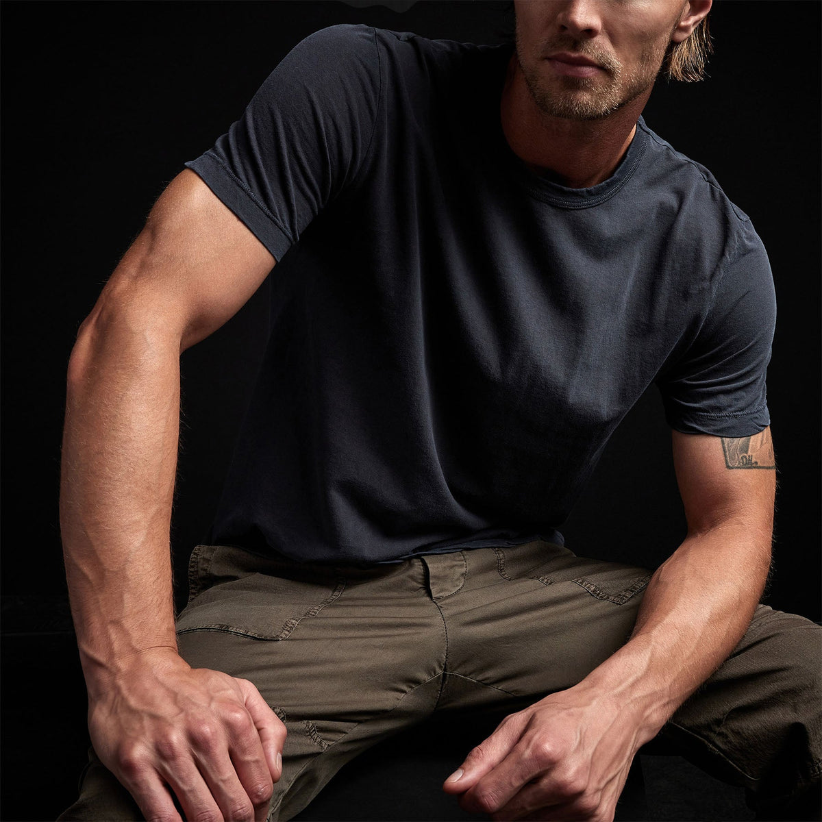 Clear Jersey Crew in Titan Pigment | James Perse Los Angeles