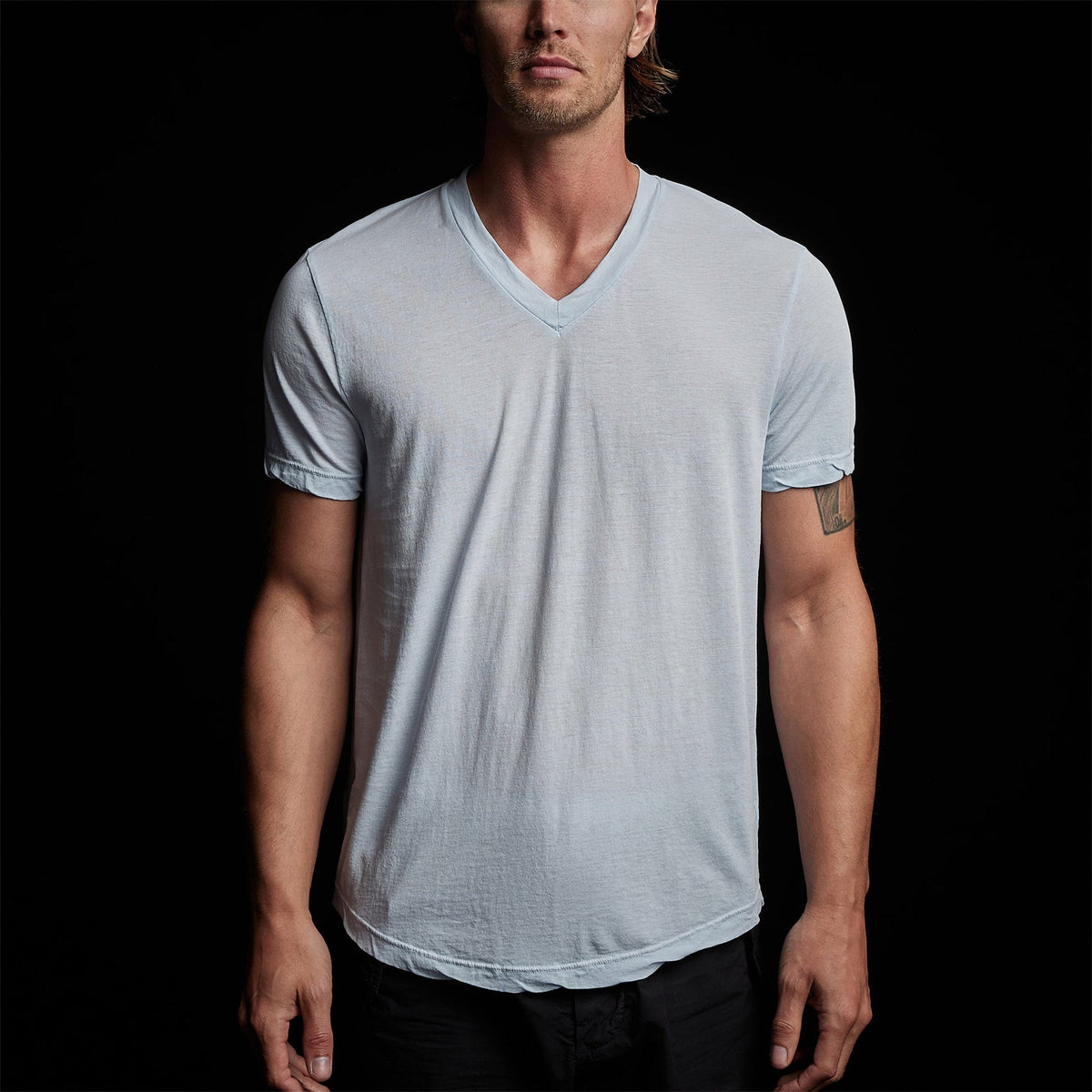 Clear Jersey V Neck in Memory Pigment | James Perse Los Angeles