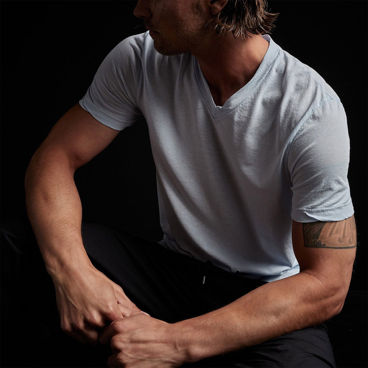 Clear Jersey V Neck in Memory Pigment | James Perse Los Angeles