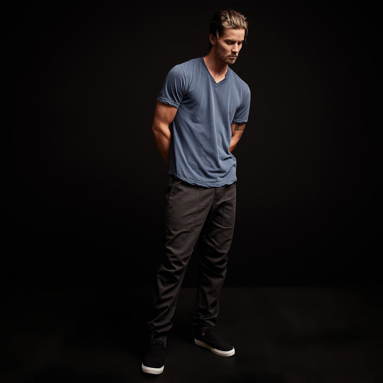 Clear Jersey V Neck in Sea Captain Pigment | James Perse Los Angeles