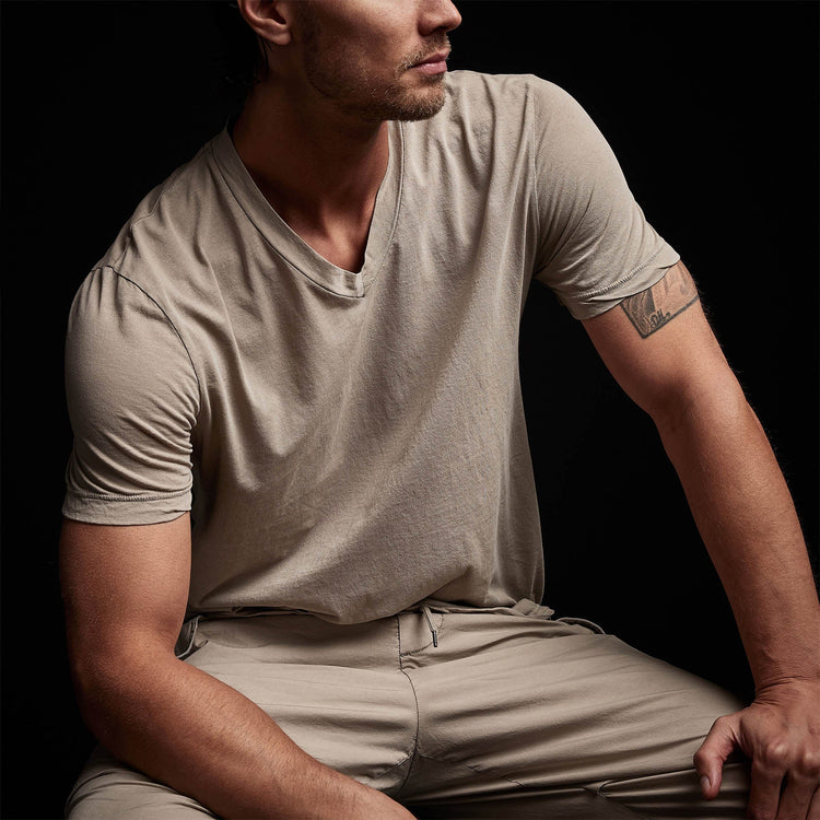Clear Jersey V Neck in String Pigment | James Perse Los Angeles