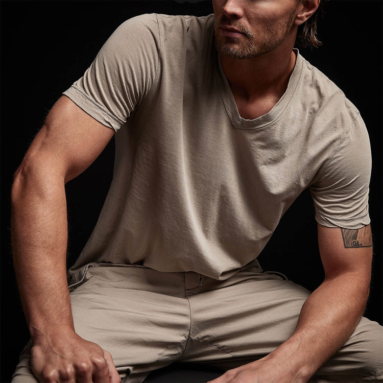 Clear Jersey V Neck in String Pigment | James Perse Los Angeles