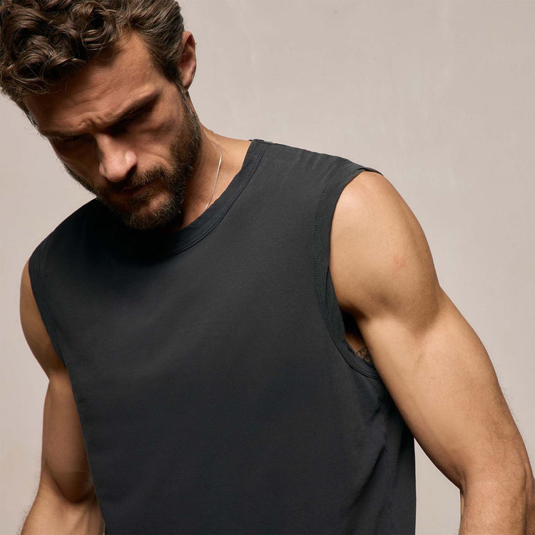 LA Muscle Tank in Magma Pigment | James Perse Los Angeles