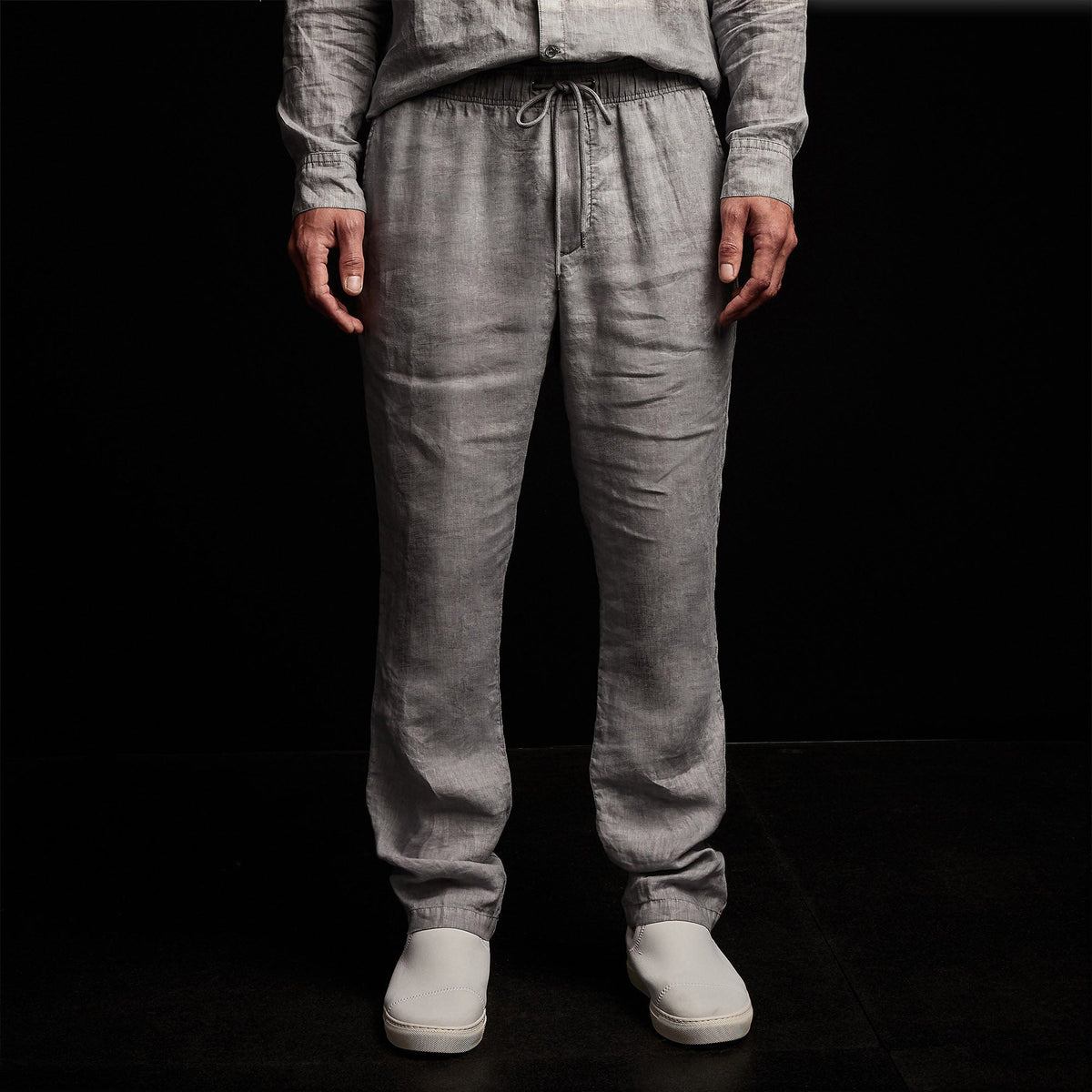 Lightweight Linen Pant in Breeze Pigment | James Perse Los Angeles