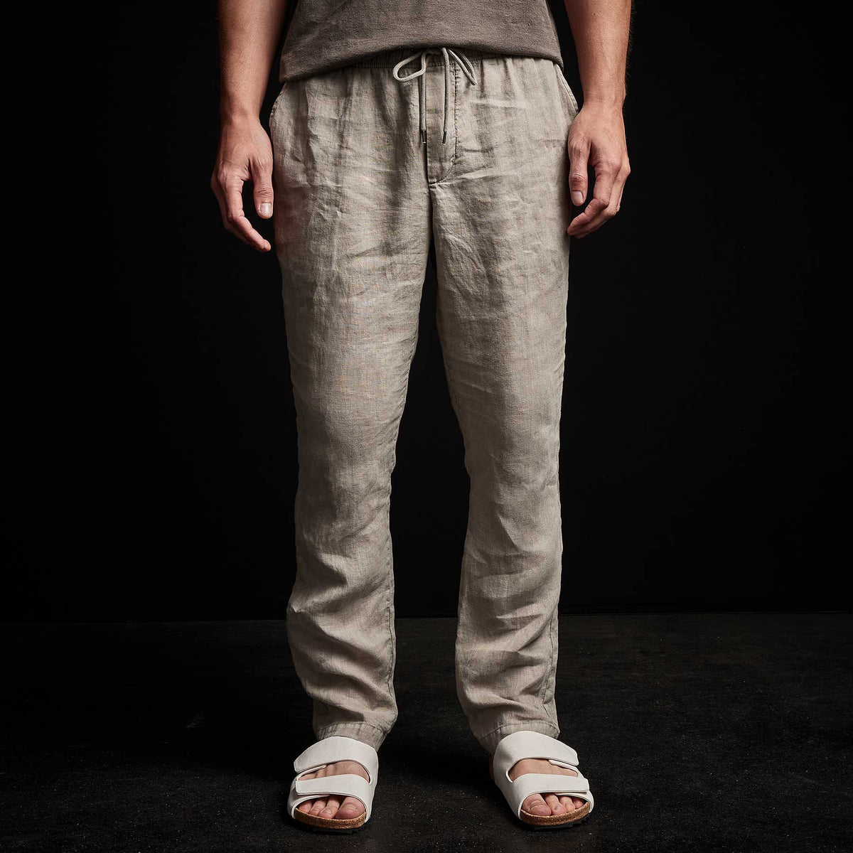 Lightweight Linen Pant in Silt Pigment | James Perse Los Angeles 