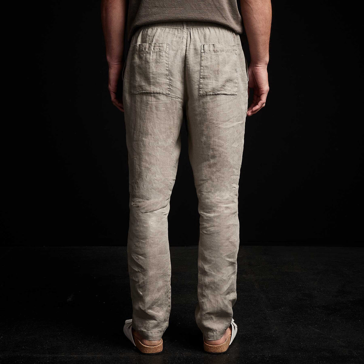 Lightweight Linen Pant in Silt Pigment | James Perse Los Angeles 