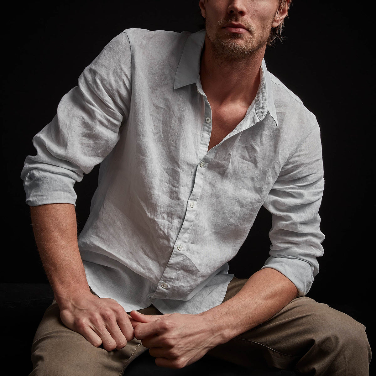 Classic Linen Shirt in Blue Ice Pigment | James Perse Los Angeles