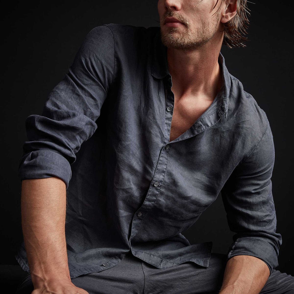 Classic Linen Shirt - Titan Pigment | James Perse Los Angeles