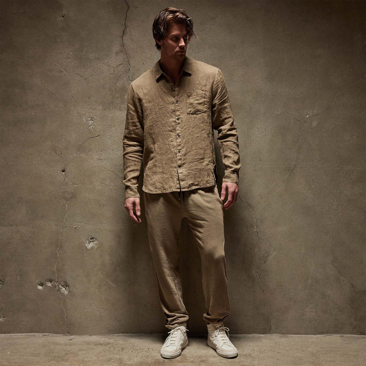 Revised Linen Shirt in Cashew Pigment | James Perse Los Angeles