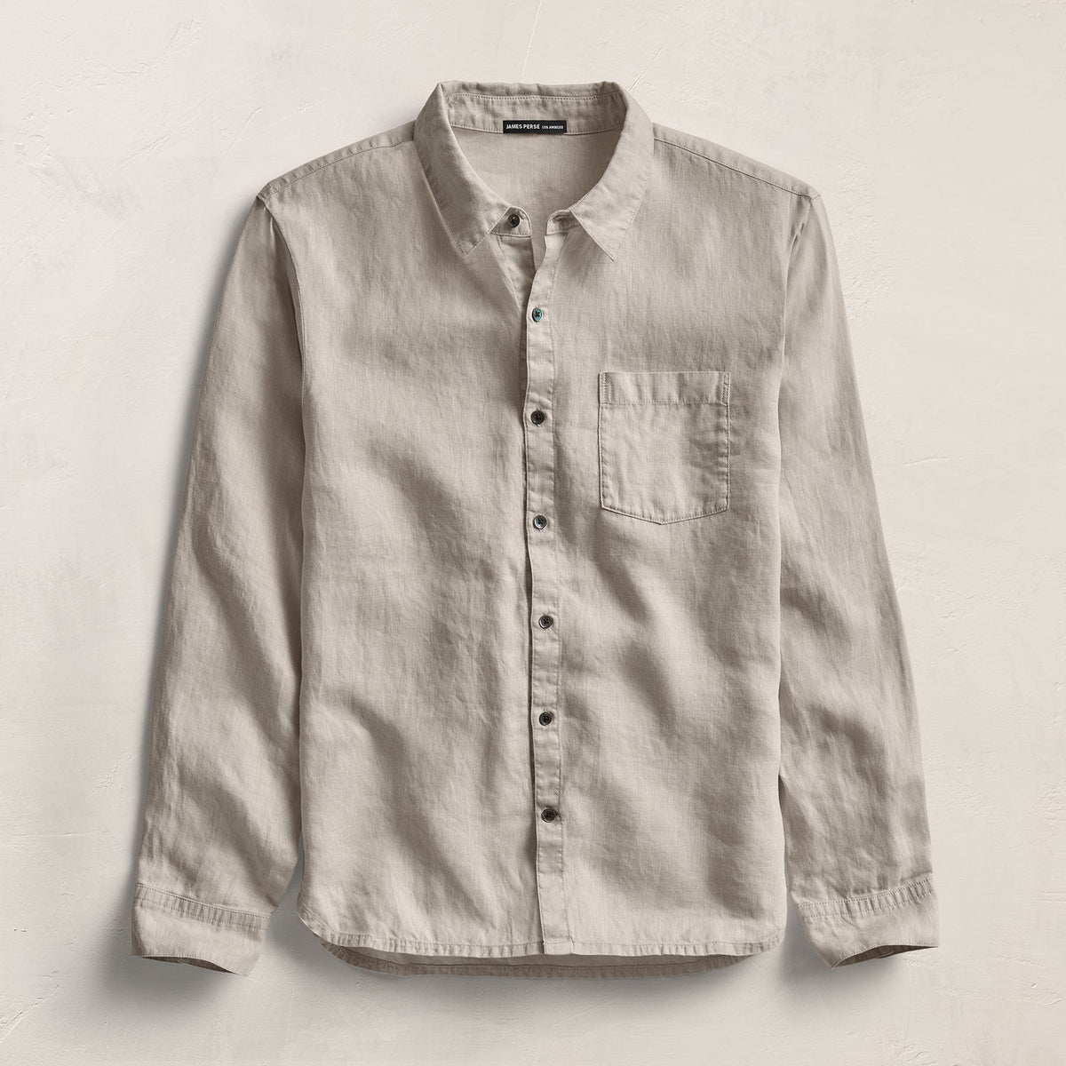 Lightweight Linen Shirt in Salt Pigment | James Perse Los Angeles