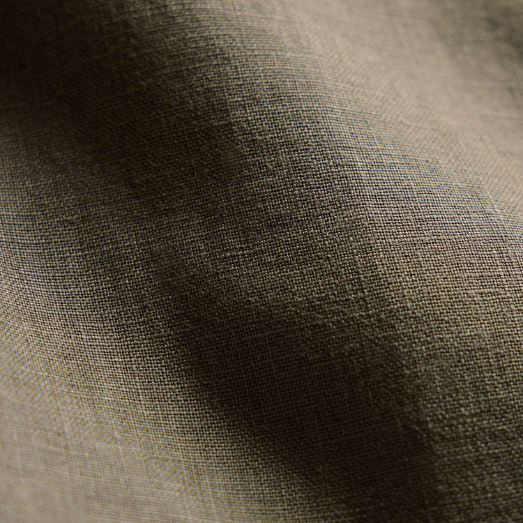 Lightweight Linen Shirt in Light Olive Pigment | James Perse Los Angeles