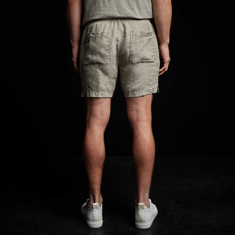 Lightweight Linen Short in Silt Pigment | James Perse Los Angeles
