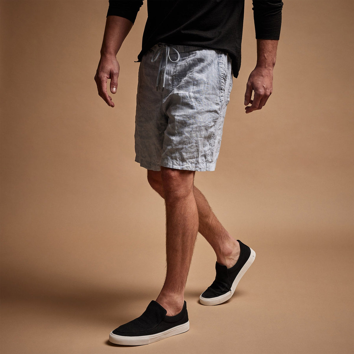 Relaxed Fit Linen Short in Open Sky Pigment | James Perse Los Angeles