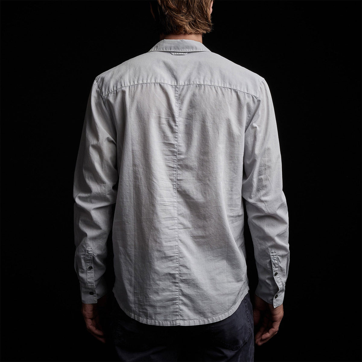 Standard Shirt in Blue Fog Pigment | James Perse Los Angeles