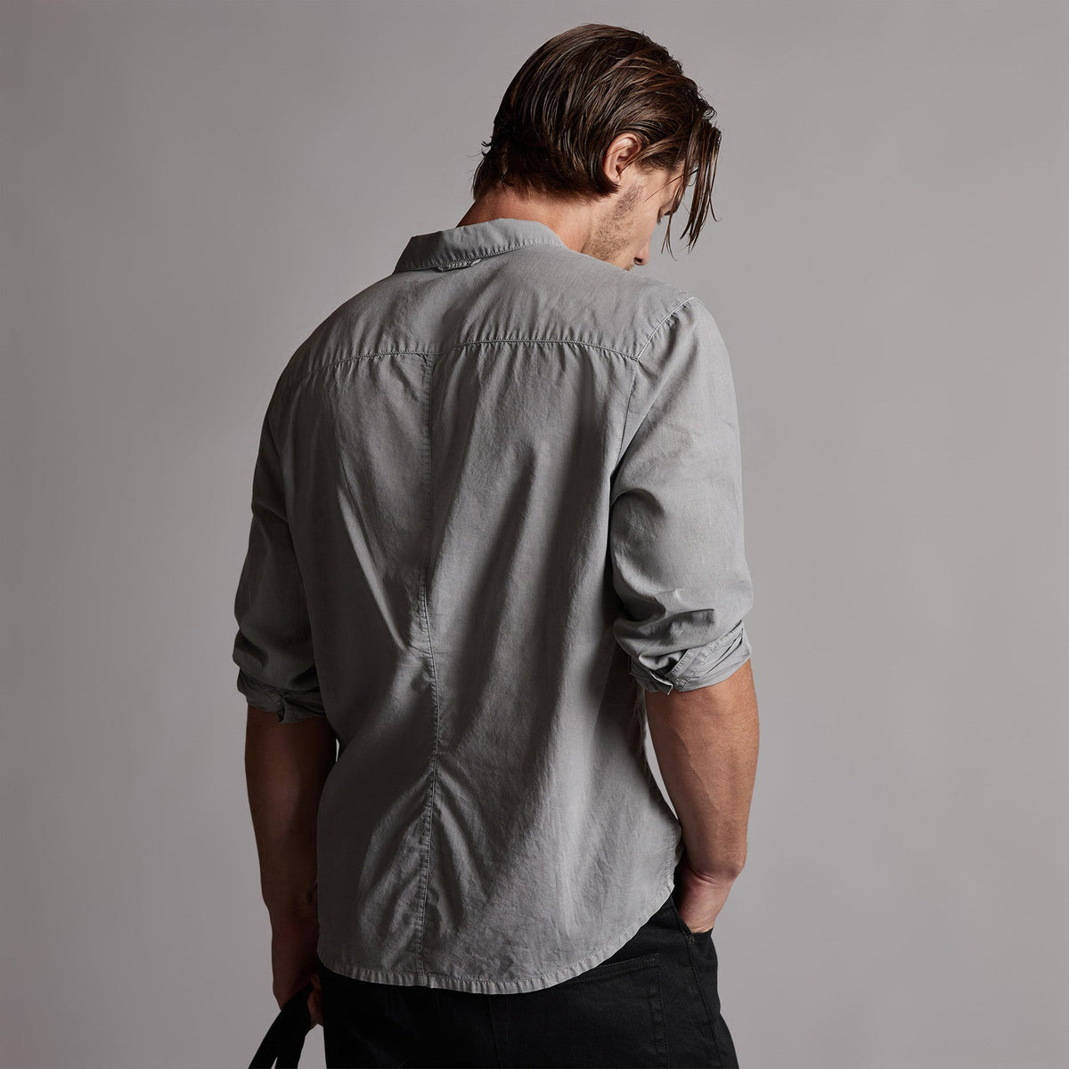 Standard Shirt in Breeze Pigment | James Perse Los Angeles