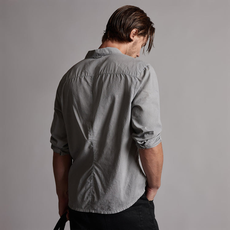 Standard Shirt in Breeze Pigment | James Perse Los Angeles
