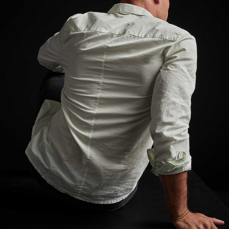 Standard Shirt in Celery Pigment | James Perse Los Angeles