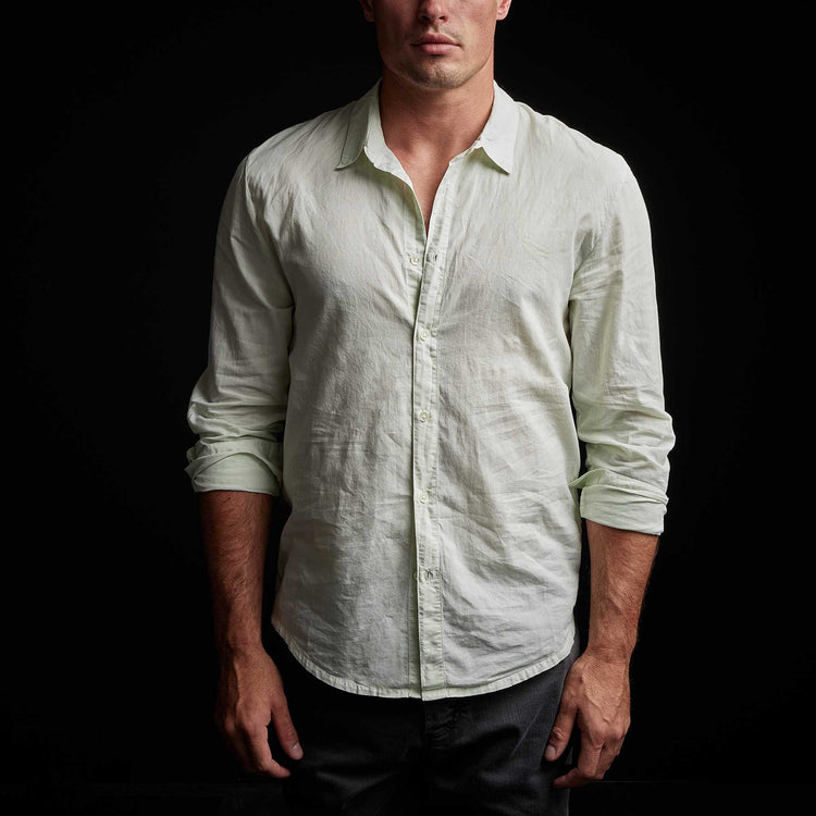 Standard Shirt in Celery Pigment | James Perse Los Angeles