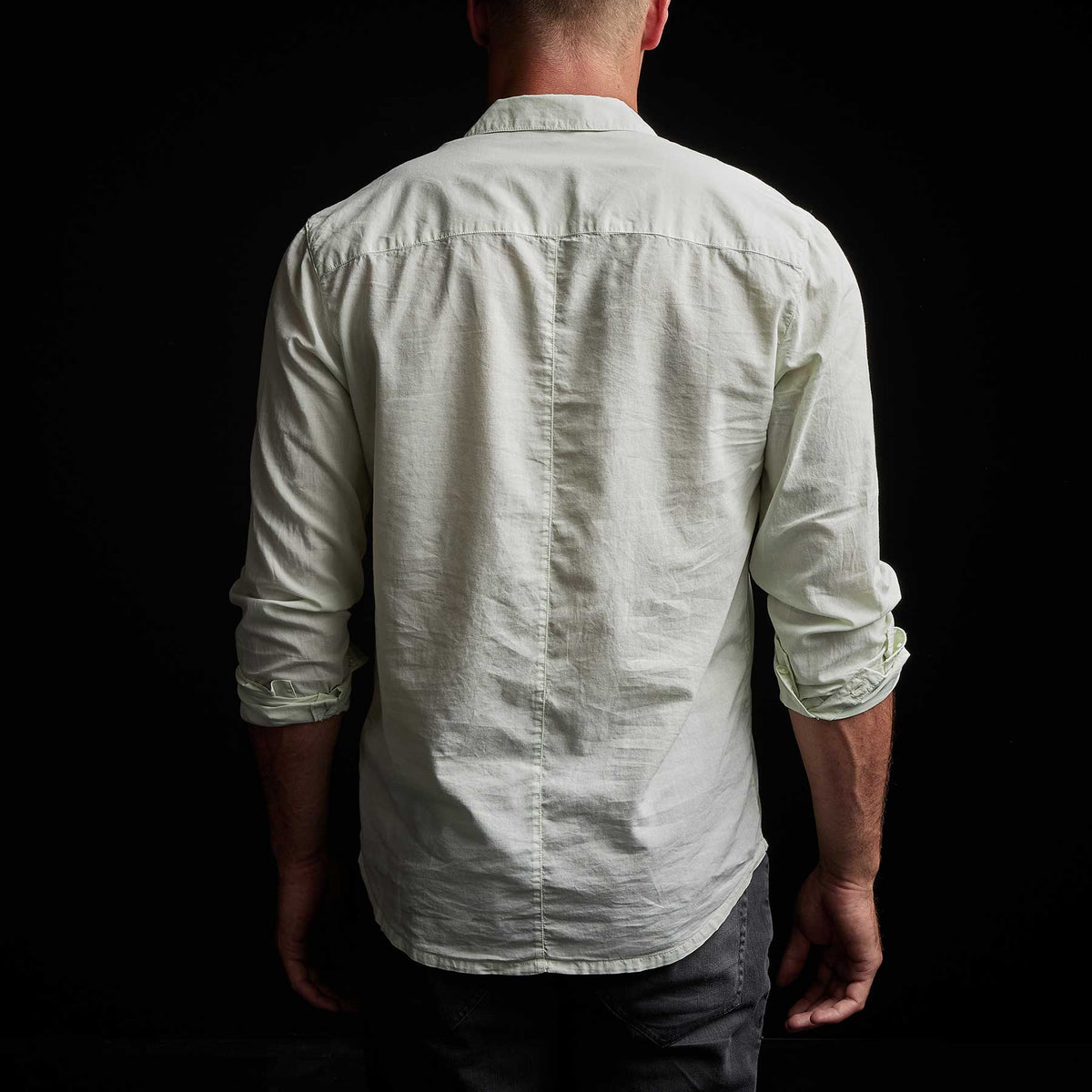 Standard Shirt in Celery Pigment | James Perse Los Angeles