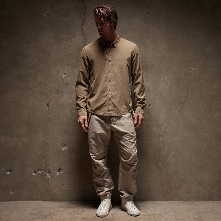 Standard Shirt in Cashew Pigment | James Perse Los Angeles