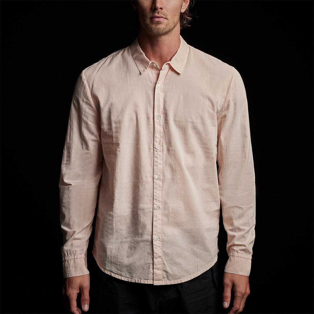 Standard Shirt in Nougat Pigment | James Perse Los Angeles