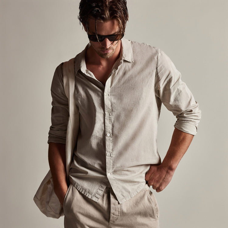 Standard Shirt in Toast Pigment | James Perse Los Angeles