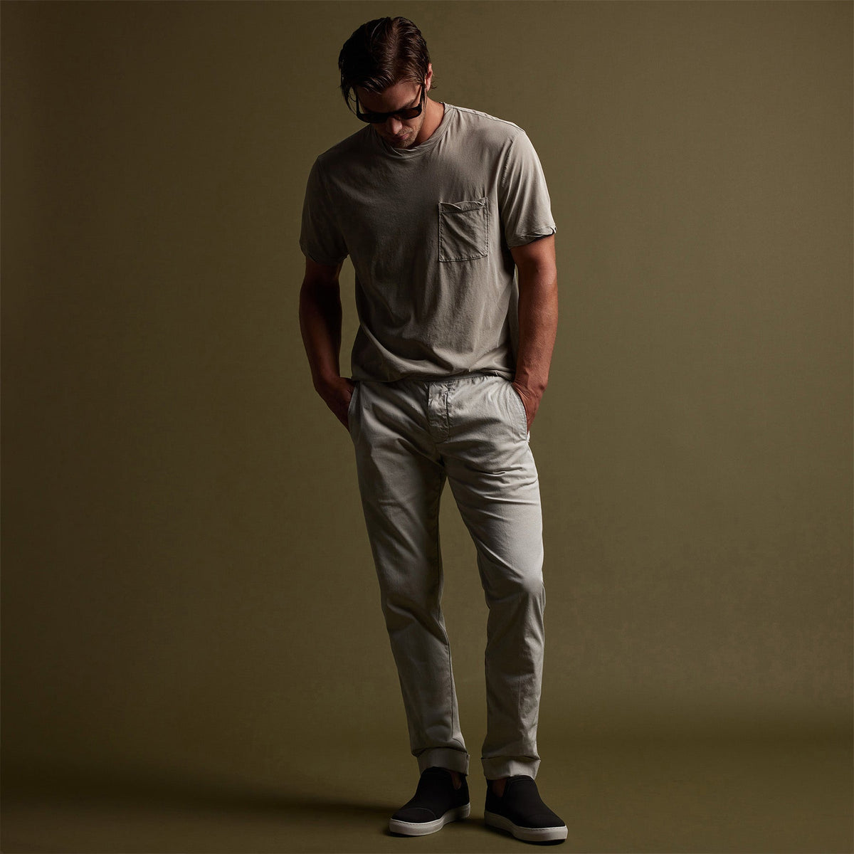 Cotton Linen Cuffed Trouser in Paste Pigment | James Perse Los Angeles