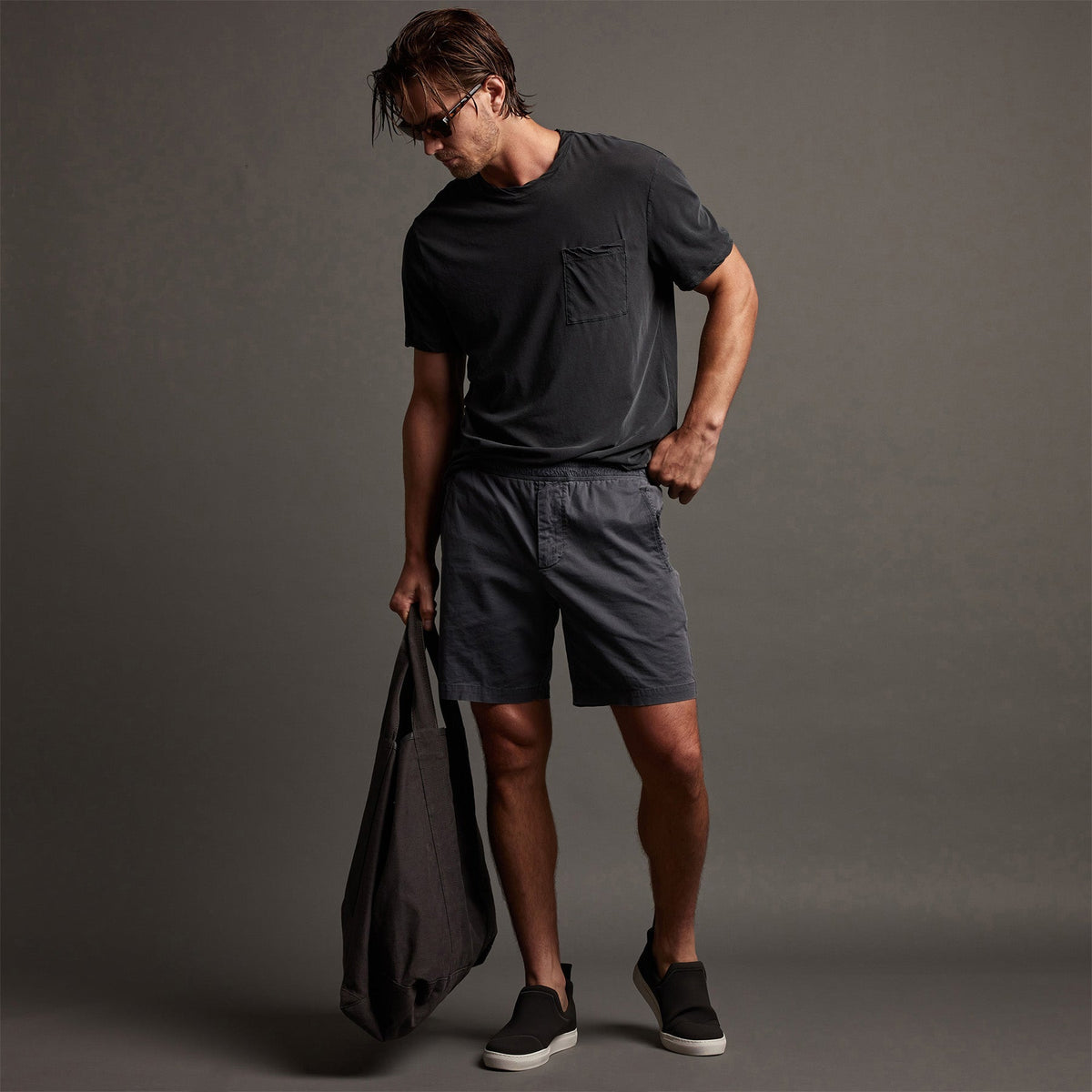 Cotton Linen Tailored Short in Maine Pigment | James Perse Los Angeles