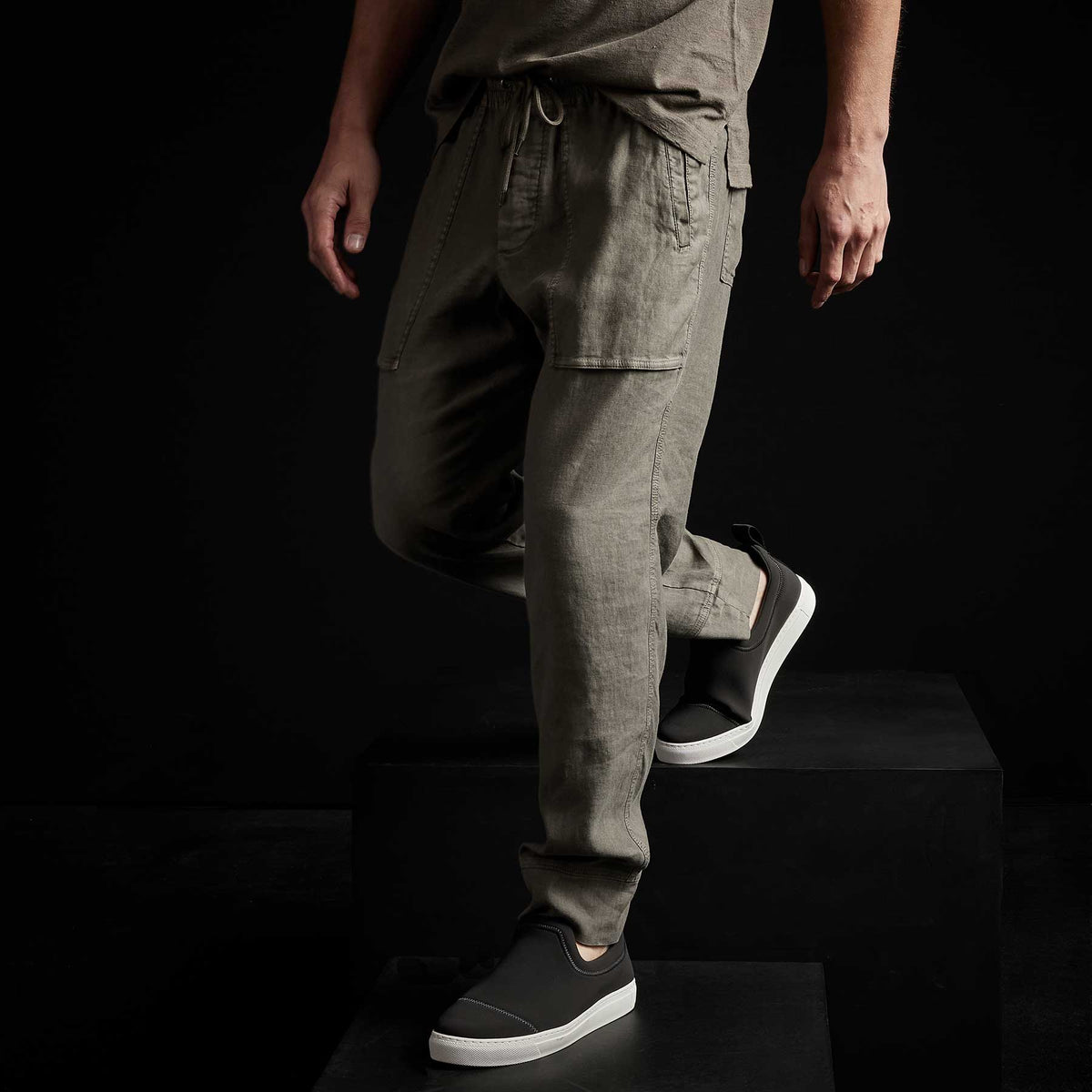 Patch Pocket Utility Pant in River Rock Pigment | James Perse Los Angeles