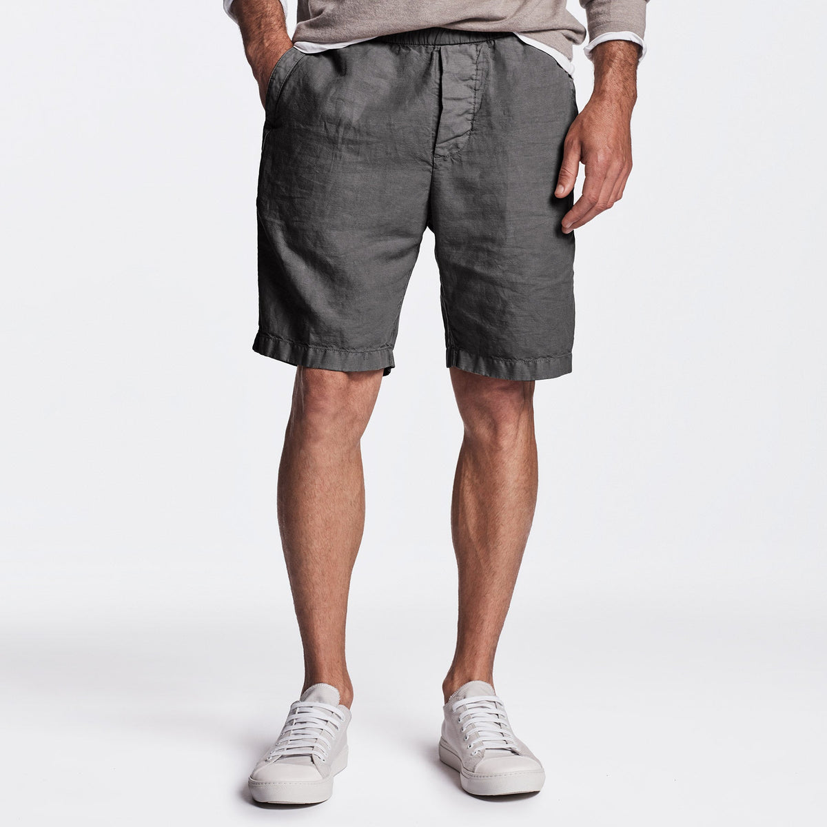 Cotton Linen Canvas Work Short - Carbon Pigment | James Perse Los Angeles