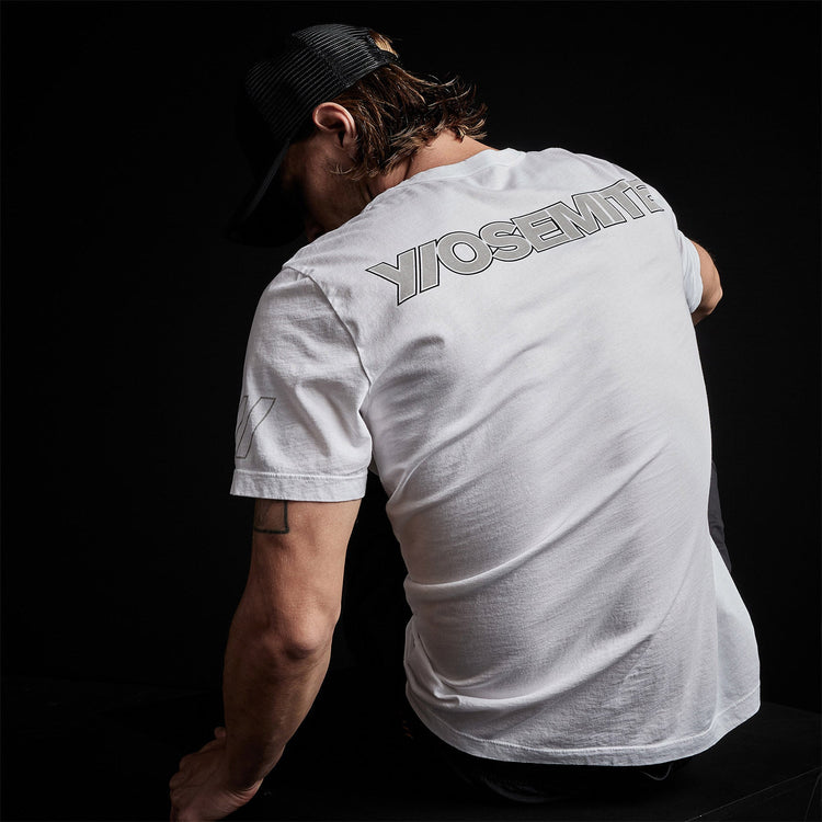 Short Sleeve Pocket Tee in White | James Perse Los Angeles