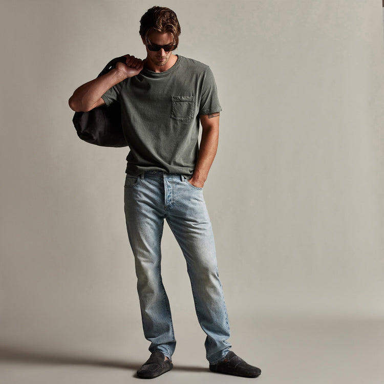 Lightweight Jersey Pocket Tee in Alligator Pigment | James Perse Los Angeles
