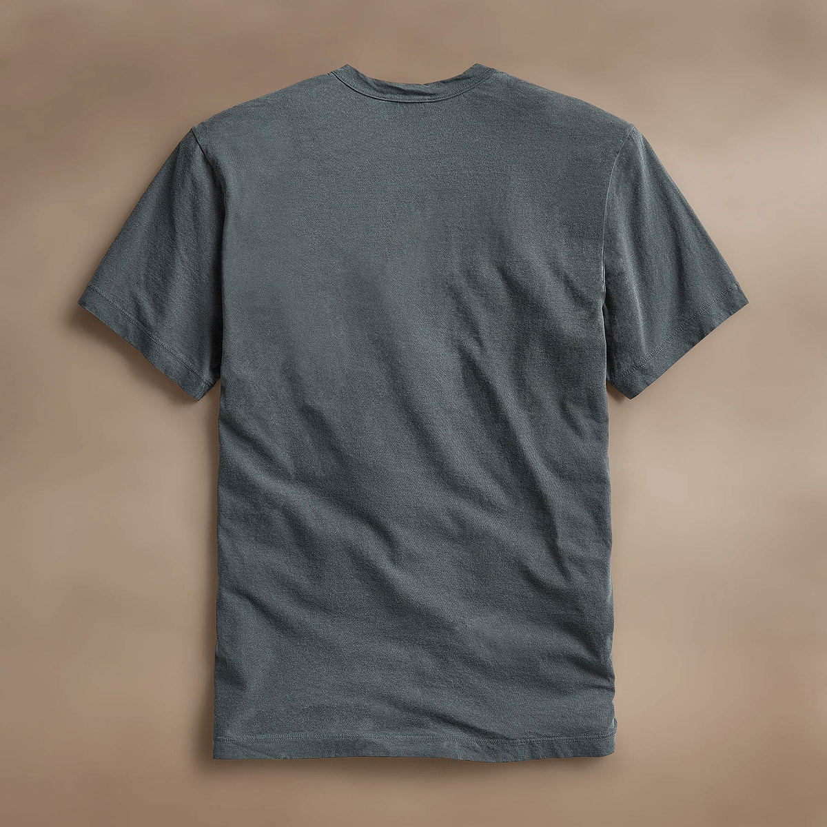 Lightweight Jersey Pocket Tee in Asphalt Pigment | James Perse Los Angeles