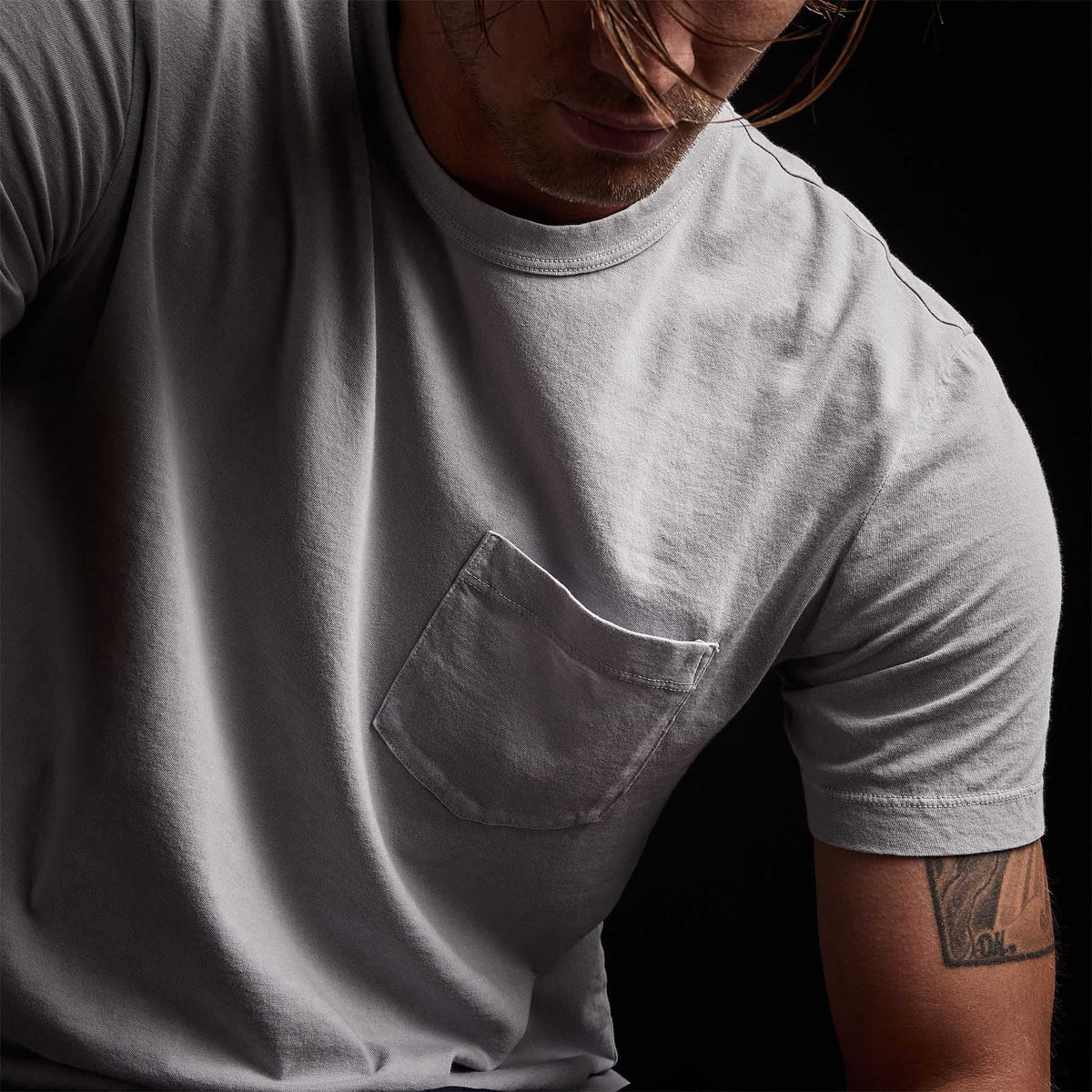 lightweight jersey pocket tee arctic pigment mlj3282 | James Perse Los Angeles 