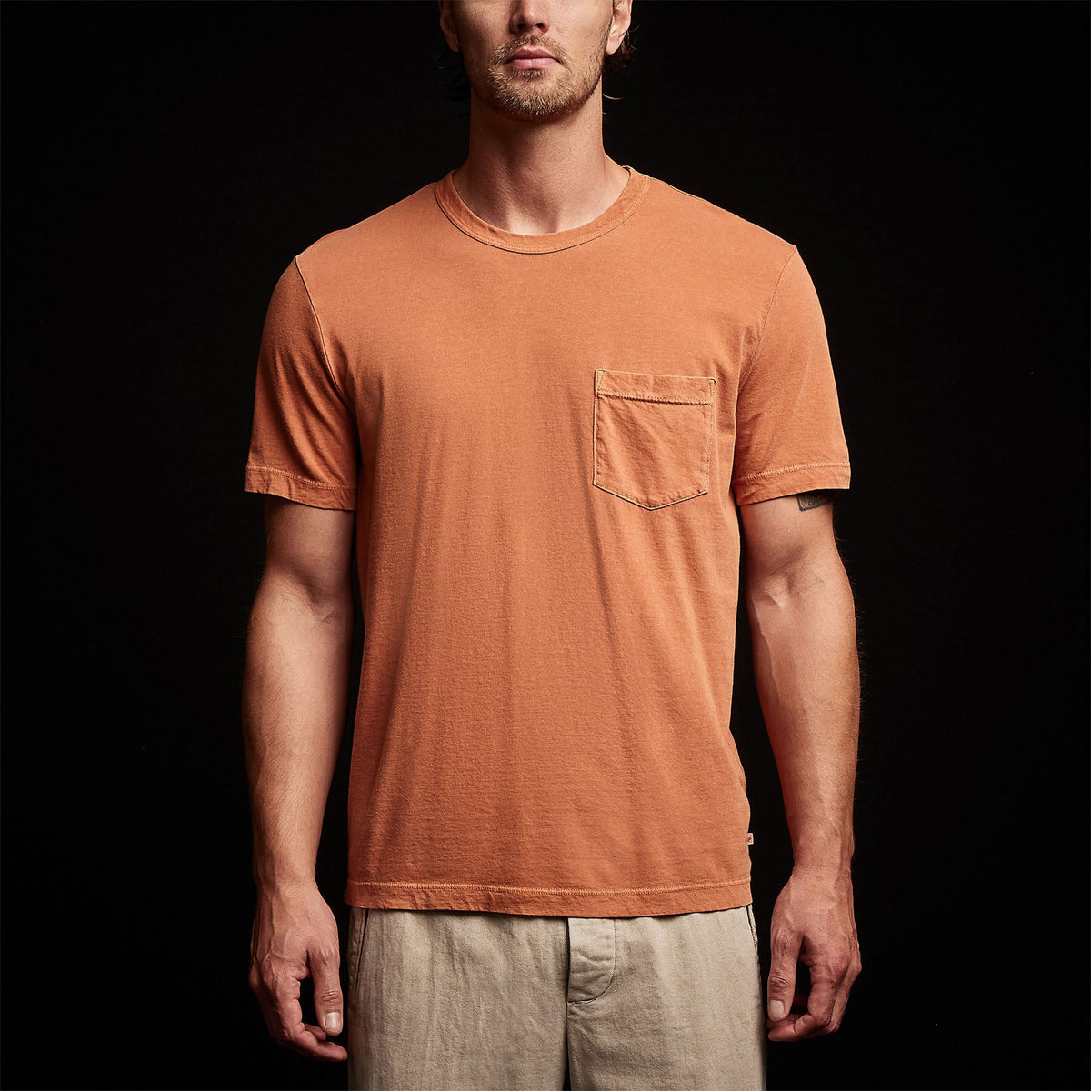 Lightweight Jersey Pocket Tee in Bonfire Pigment | James Perse Los Angeles