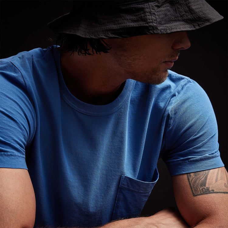 Lightweight Jersey Pocket Tee in Electric Blue Pigment | James Perse Los Angeles 