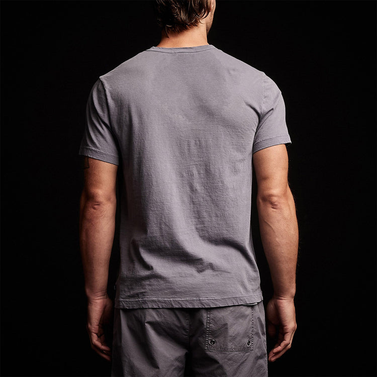 Lightweight Jersey Pocket Tee in Flannel Pigment | James Perse Los Angeles