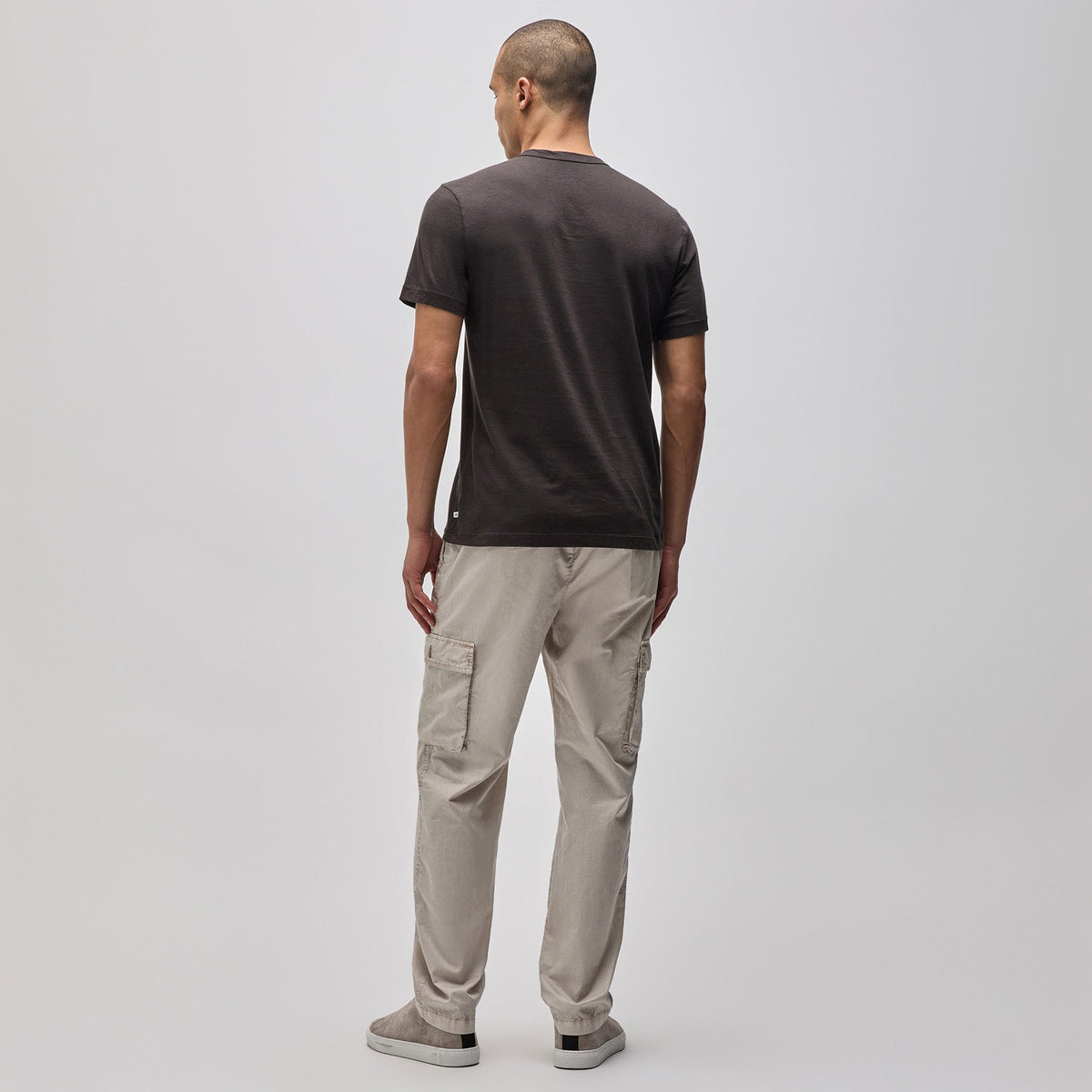 Lightweight Jersey Pocket Tee in Kona | James Perse Los Angeles