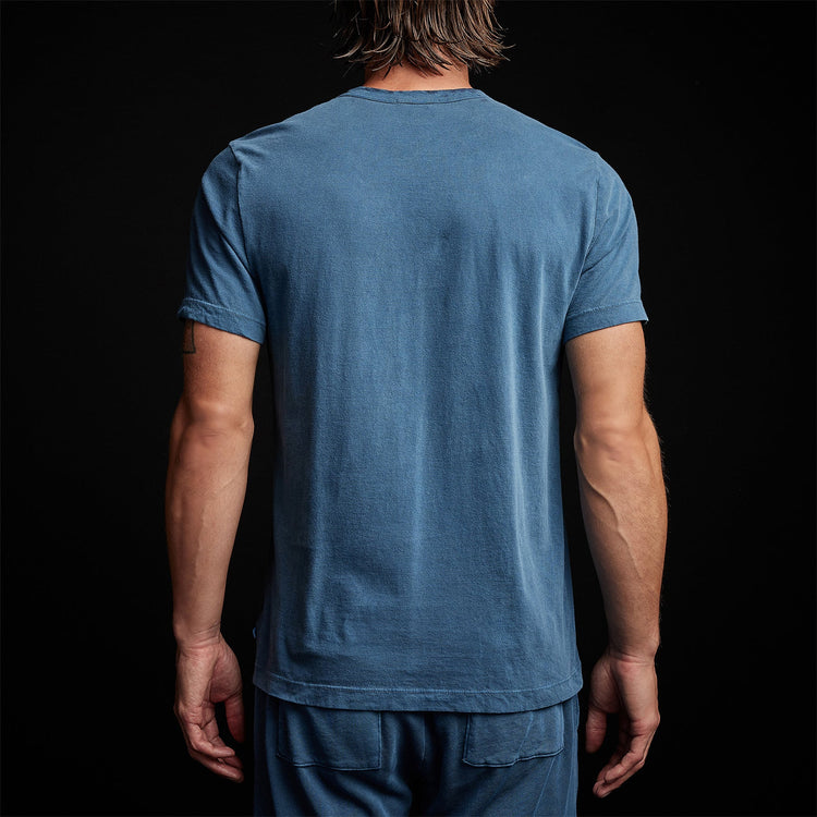 Lightweight Jersey Pocket Tee in Lake Pigment | James Perse Los Angeles