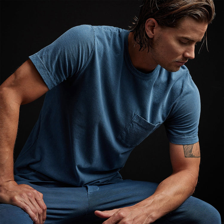 Lightweight Jersey Pocket Tee in Lake Pigment | James Perse Los Angeles